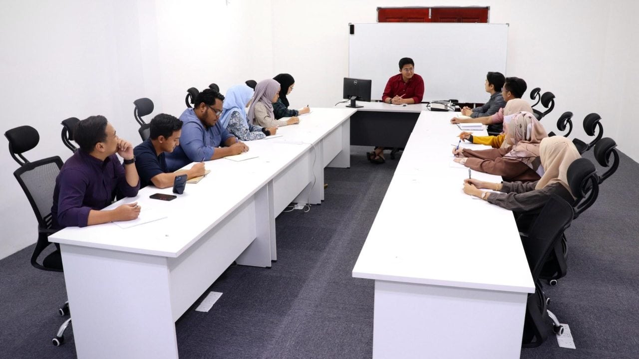 IT & Digital Internship Program | Lazic Group